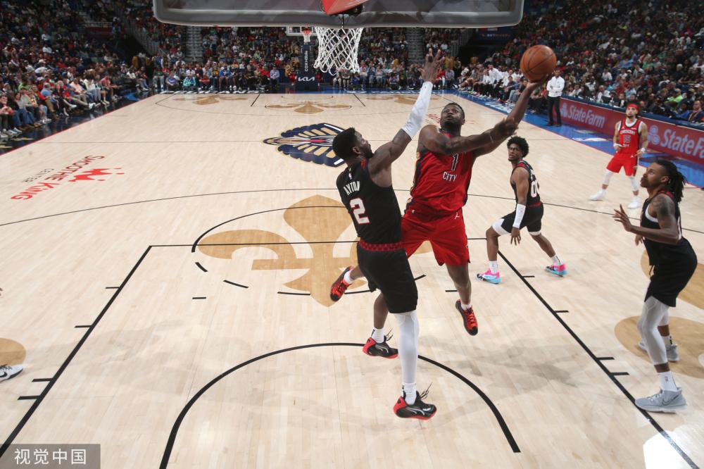 为焦点的比 为焦点的比