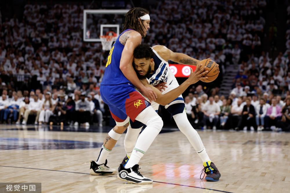 而如日中天 而如日中天