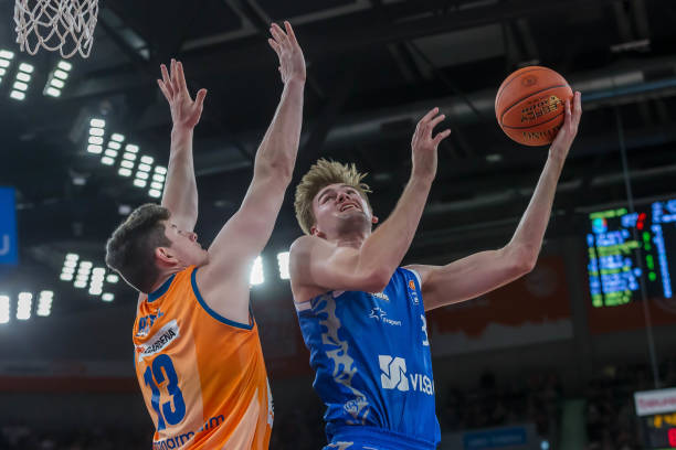 豪门的再度 豪门的再度