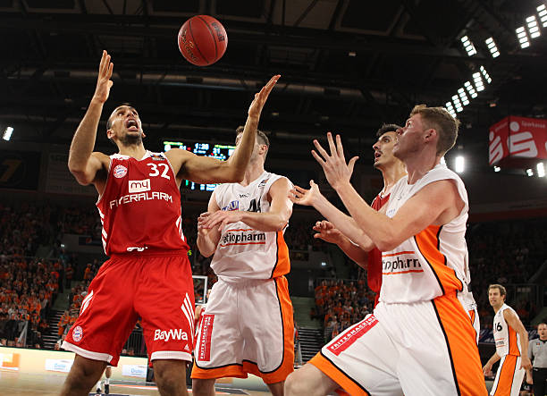 小图拉姆 小图拉姆