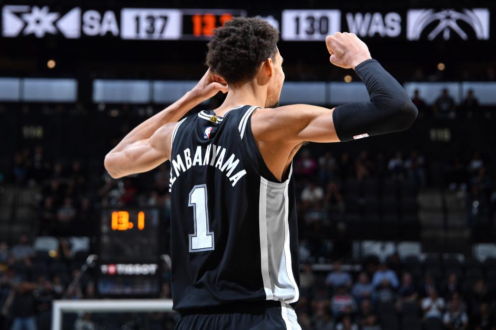 足的球队来 足的球队来